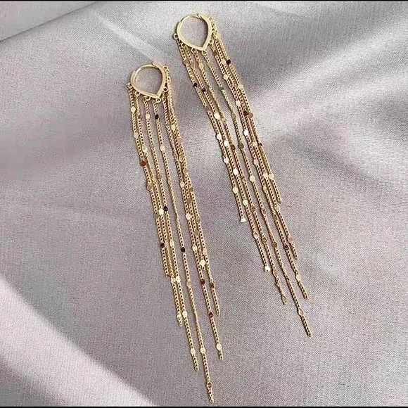 Gold geometric dangle tassel drop earrings - Picture 3 of 5